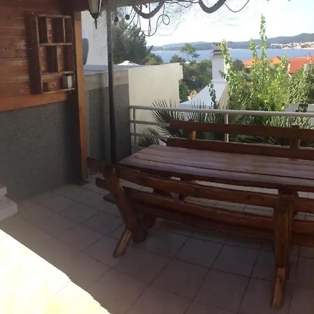 Ferienwohnung In Kuciste Mit Privatem Balkon Apartment